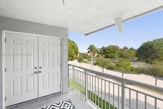 8660 SW 212th Street 306, Cutler Bay, FL 33189