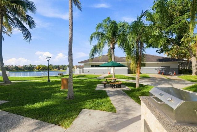 8660 SW 212th Street 306, Cutler Bay, FL 33189