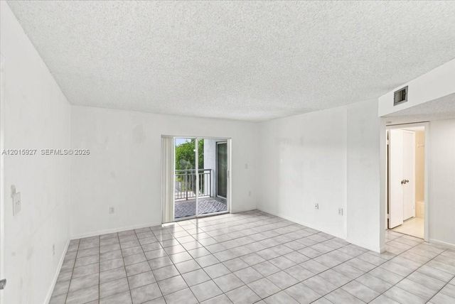 8660 SW 212th Street 306, Cutler Bay, FL 33189