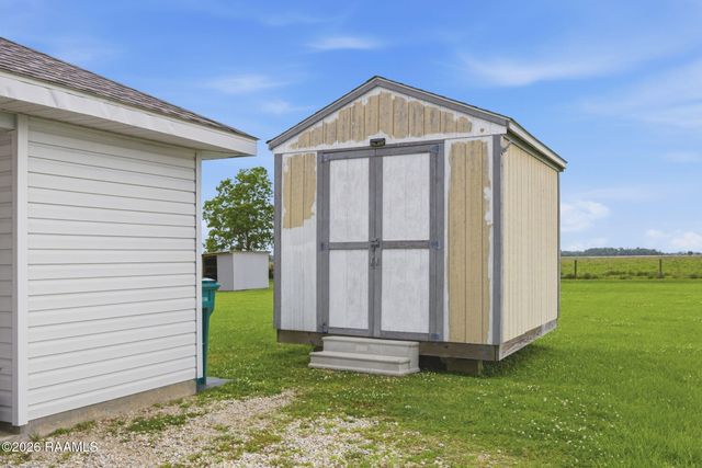 1351 Tall Sky Drive, Lake Charles, LA 70607