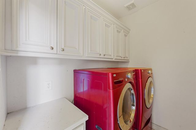 6907 Keats Street, Houston, TX 77085
