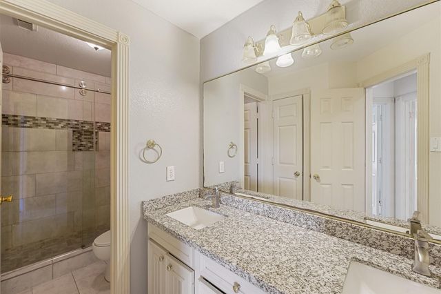 6907 Keats Street, Houston, TX 77085