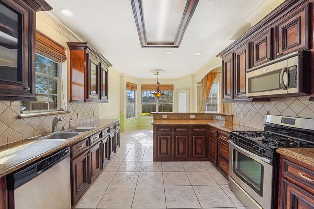 6907 Keats Street, Houston, TX 77085