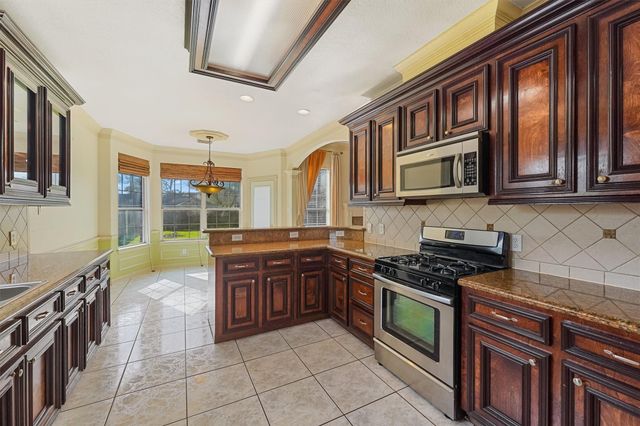 6907 Keats Street, Houston, TX 77085