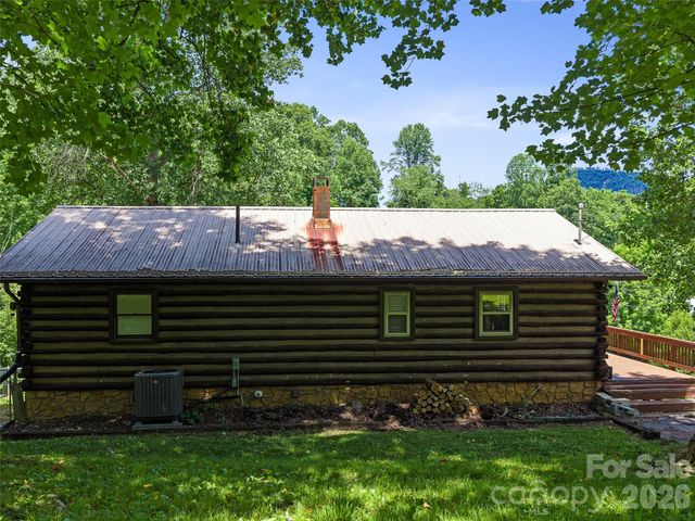 79 Sean Drive, Spruce Pine, NC 28777