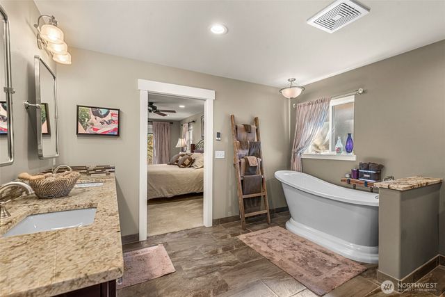 810 Briarwood Drive, East Wenatchee, WA 98802