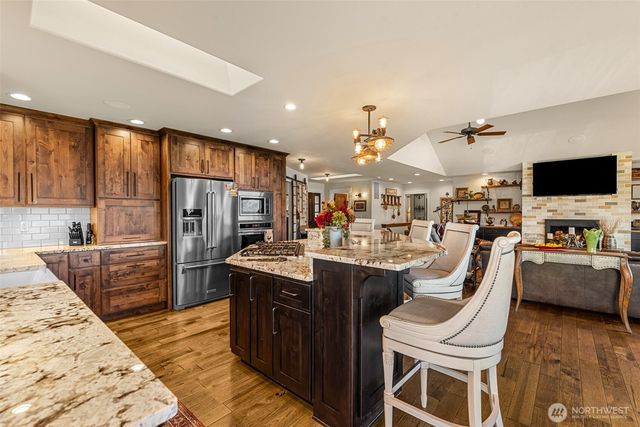 810 Briarwood Drive, East Wenatchee, WA 98802