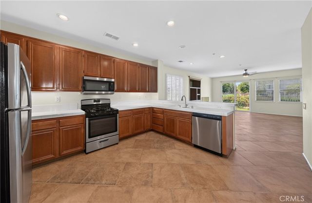 11018 Veach, Loma Linda, CA 92354
