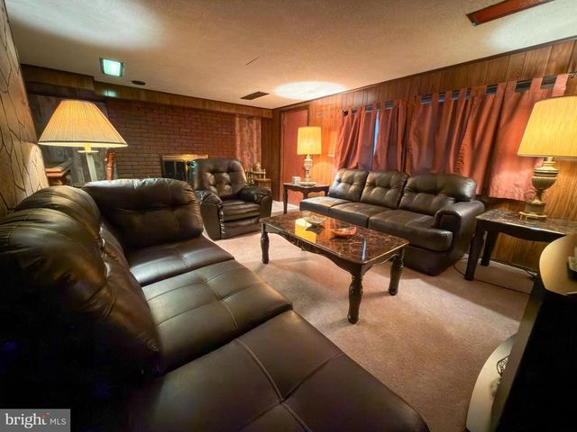 12839 ELNORA RD, Philadelphia, PA 19154