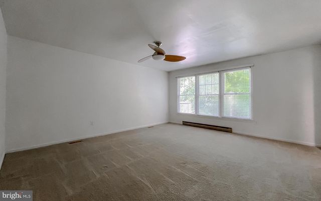 12400 POPES CREEK RD, Newburg, MD 20664