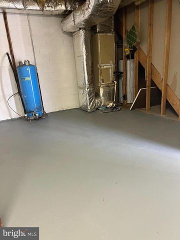 12400 POPES CREEK RD, Newburg, MD 20664