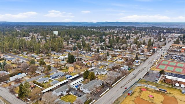 4000 S REGAL St, Spokane, WA 99223