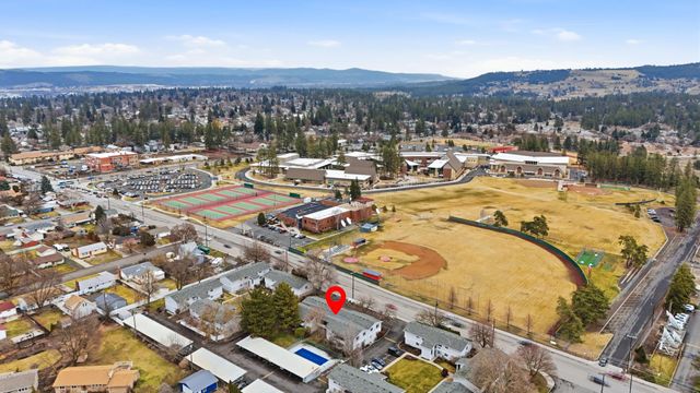 4000 S REGAL St, Spokane, WA 99223