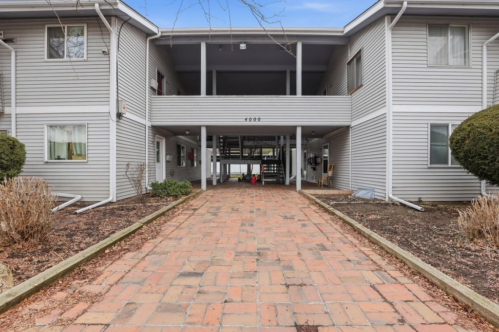 4000 S REGAL St, Spokane, WA 99223