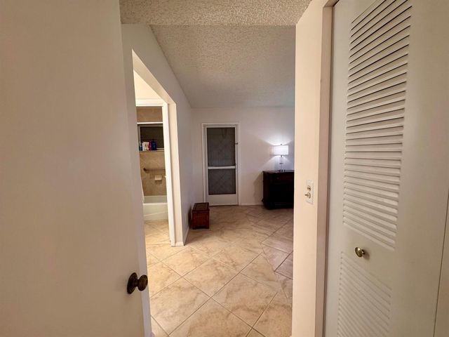 1252 Club Drive W D, Delray Beach, FL 33445
