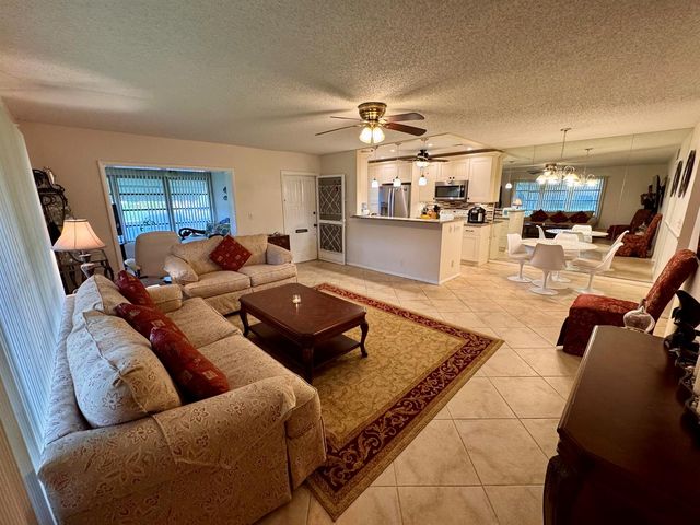 1252 Club Drive W D, Delray Beach, FL 33445