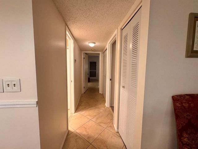 1252 Club Drive W D, Delray Beach, FL 33445