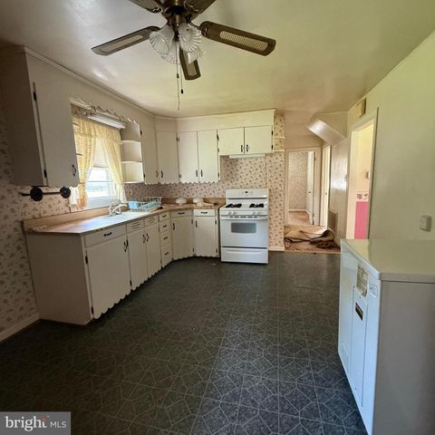 10619 CATHARPIN RD, Spotsylvania, VA 22551