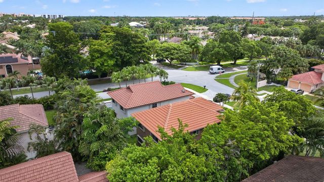 587 NW 38th Avenue, Deerfield Beach, FL 33442