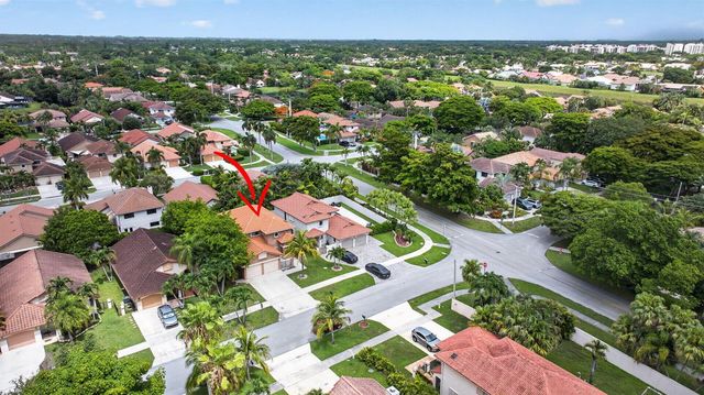 587 NW 38th Avenue, Deerfield Beach, FL 33442