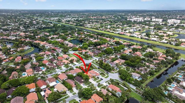 587 NW 38th Avenue, Deerfield Beach, FL 33442