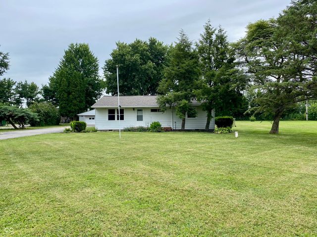 78 W Us Highway 136, Lizton, IN 46149