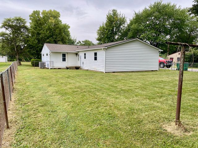 78 W Us Highway 136, Lizton, IN 46149
