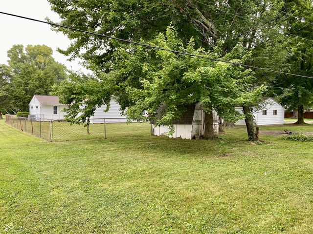 78 W Us Highway 136, Lizton, IN 46149