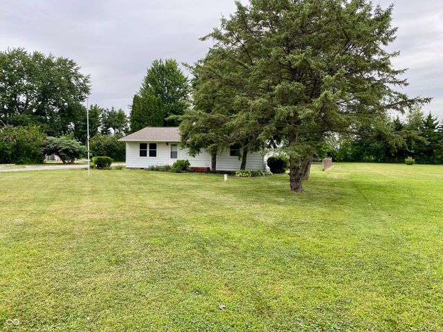 78 W Us Highway 136, Lizton, IN 46149