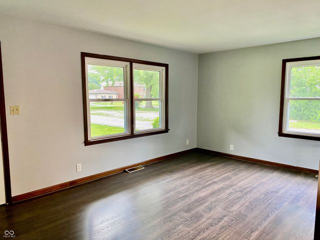 78 W Us Highway 136, Lizton, IN 46149