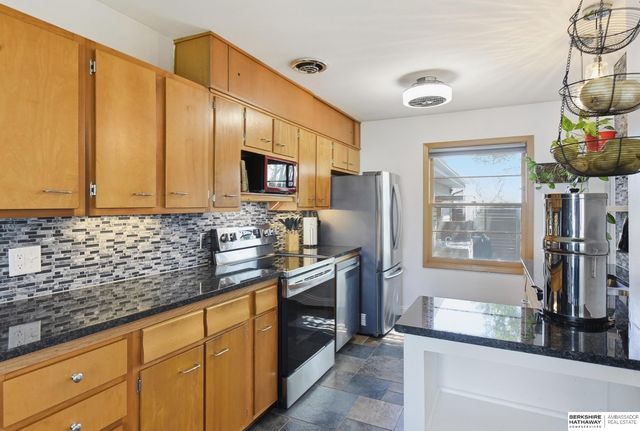 9603 Spencer Street, Omaha, NE 68134