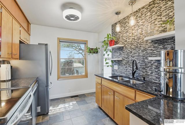 9603 Spencer Street, Omaha, NE 68134