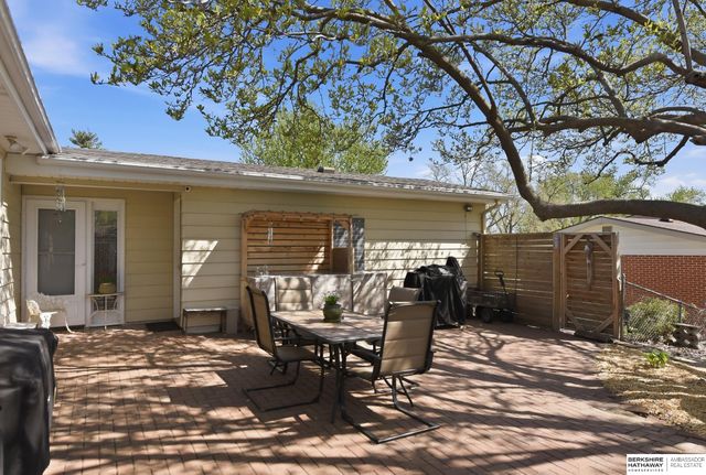 9603 Spencer Street, Omaha, NE 68134