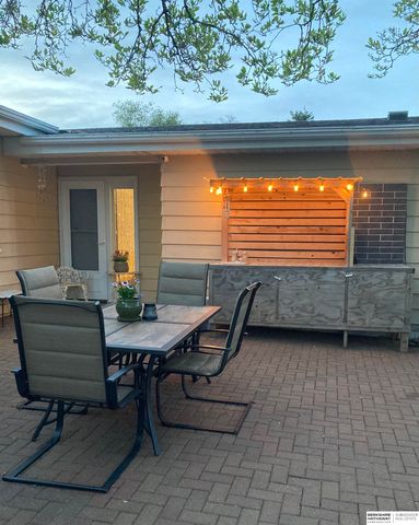 9603 Spencer Street, Omaha, NE 68134