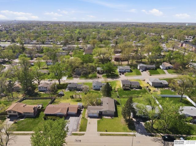 9603 Spencer Street, Omaha, NE 68134