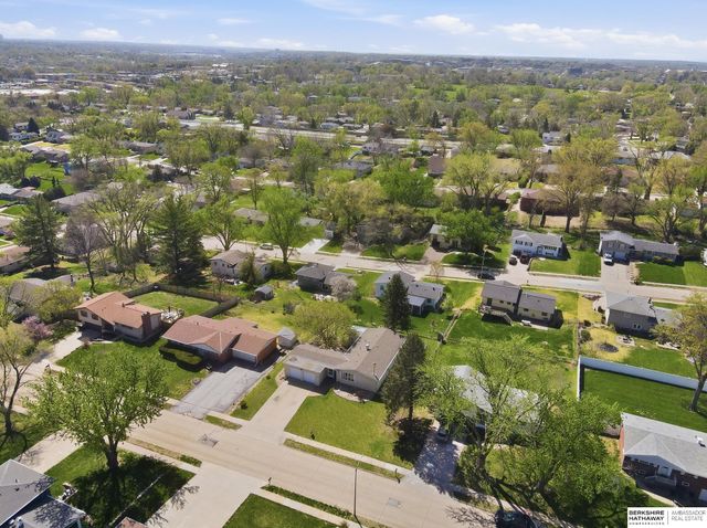9603 Spencer Street, Omaha, NE 68134