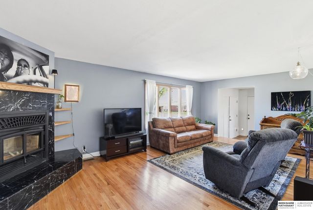 9603 Spencer Street, Omaha, NE 68134