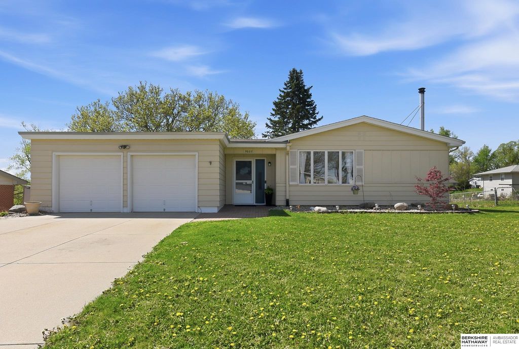 9603 Spencer Street, Omaha, NE 68134