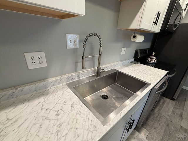 122 Deauville Lane, Pueblo, CO 81005