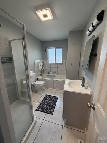 122 Deauville Lane, Pueblo, CO 81005