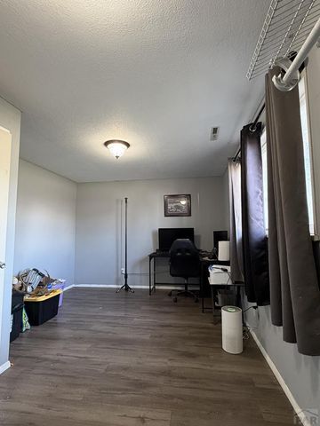 122 Deauville Lane, Pueblo, CO 81005