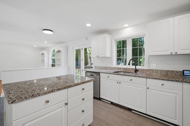 84 Chester St., Worcester, MA 01605