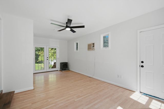 84 Chester St., Worcester, MA 01605