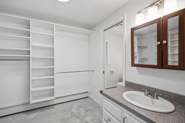 84 Chester St., Worcester, MA 01605