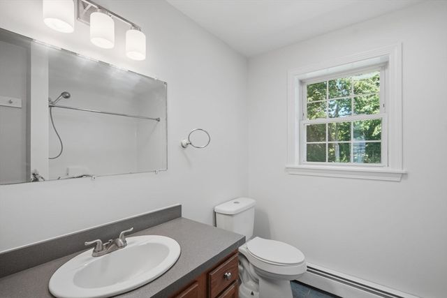 84 Chester St., Worcester, MA 01605