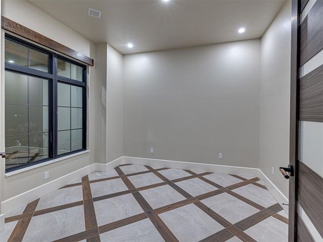 9214 S Cimarron Road, Mustang, OK 73064