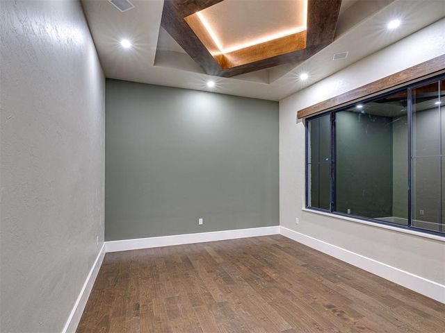 9214 S Cimarron Road, Mustang, OK 73064