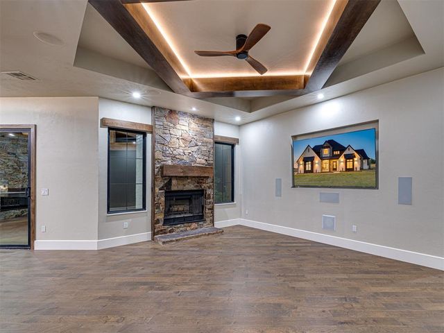 9214 S Cimarron Road, Mustang, OK 73064