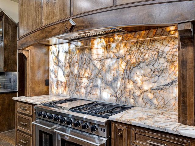 9214 S Cimarron Road, Mustang, OK 73064