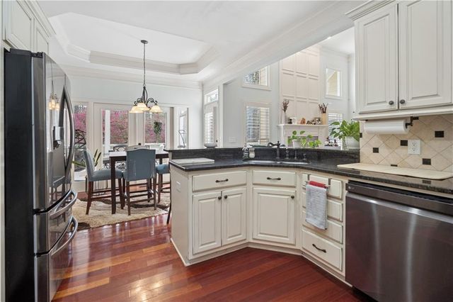 35 Waterstone Drive SE, Cartersville, GA 30121